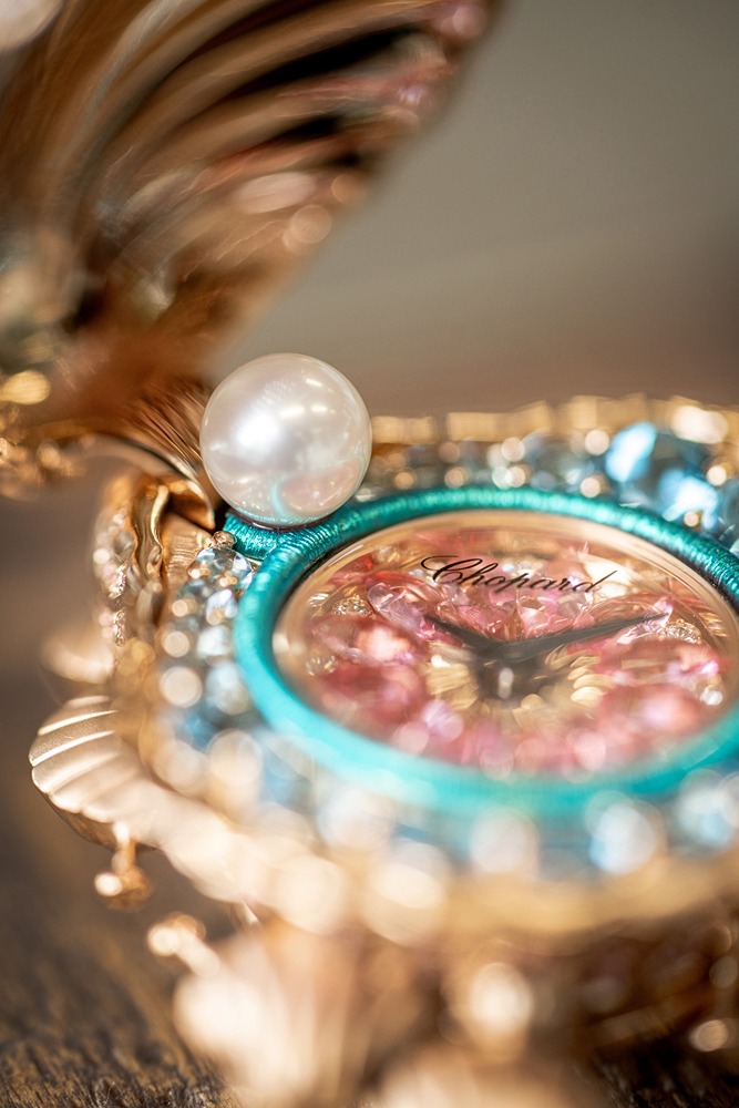 Chopard's Red Carpet Collection one-of-a-kind creation inspired by the ecosystem
Chopard