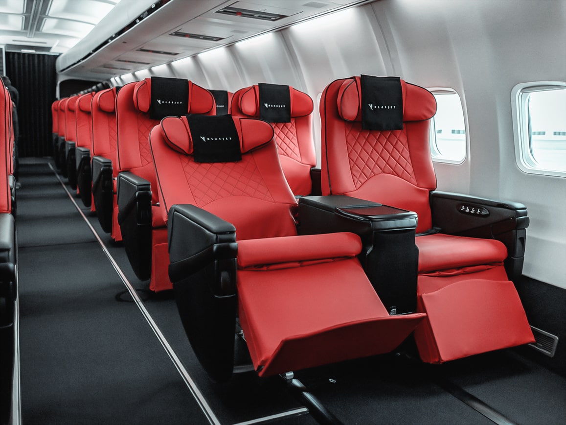 KlasJet Private Boeing 737