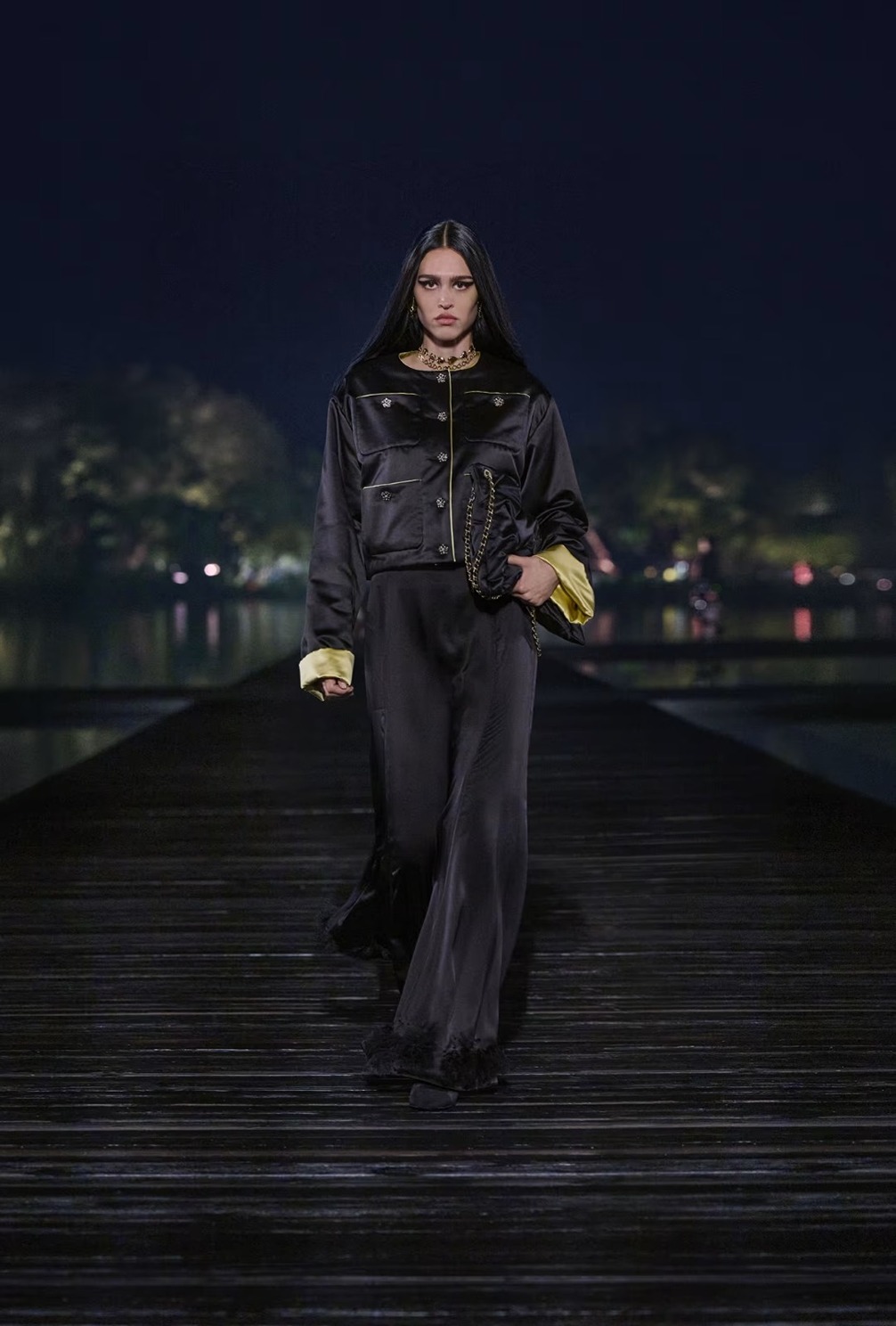 Chanel 2024/25 Métiers d’art Show at West Lake, Hangzhou