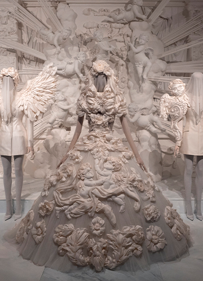 Du Cœur À La Main: Dolce&Gabbana exhibition Paris