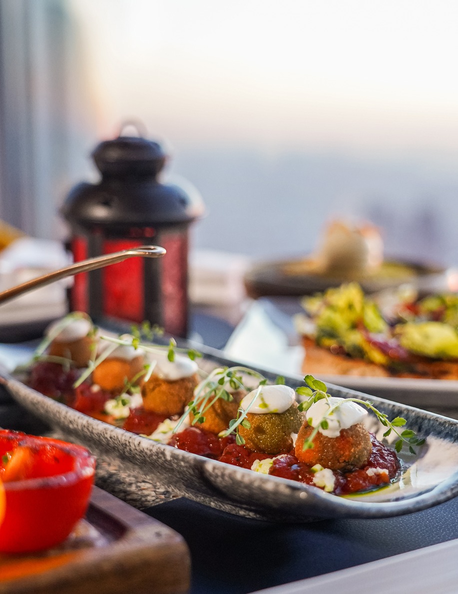 Ramadan At.mosphere Burj Khalifa Dubai