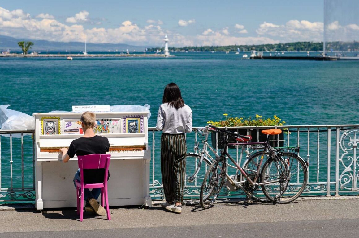 ParcLaGrange Tourism in Geneva